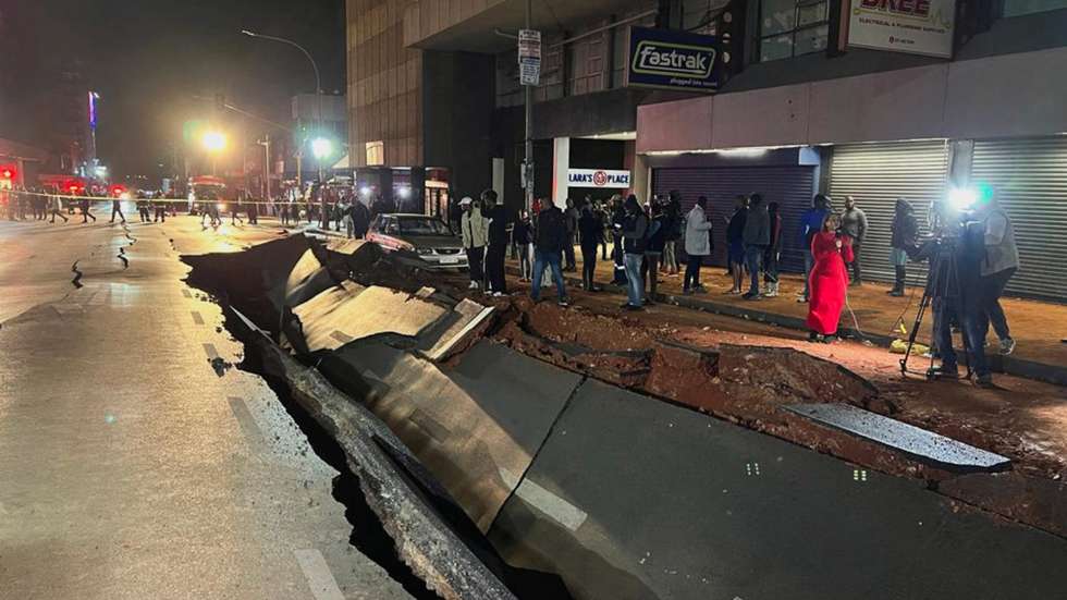 explosão em joanesburgo - Siphiwe Sibeko - Reuters