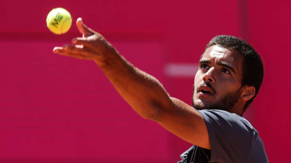 Francisco Cabral da dupla de tenistas portugueses Nuno Borges e Francisco Cabral em ação durante a final de pares do Estoril Open 2022, contra a dupla composta por Maximo Gonzalez e Andre Goransson, Estoril, 01 de maio de 2022. TIAGO PETINGA/LUSA