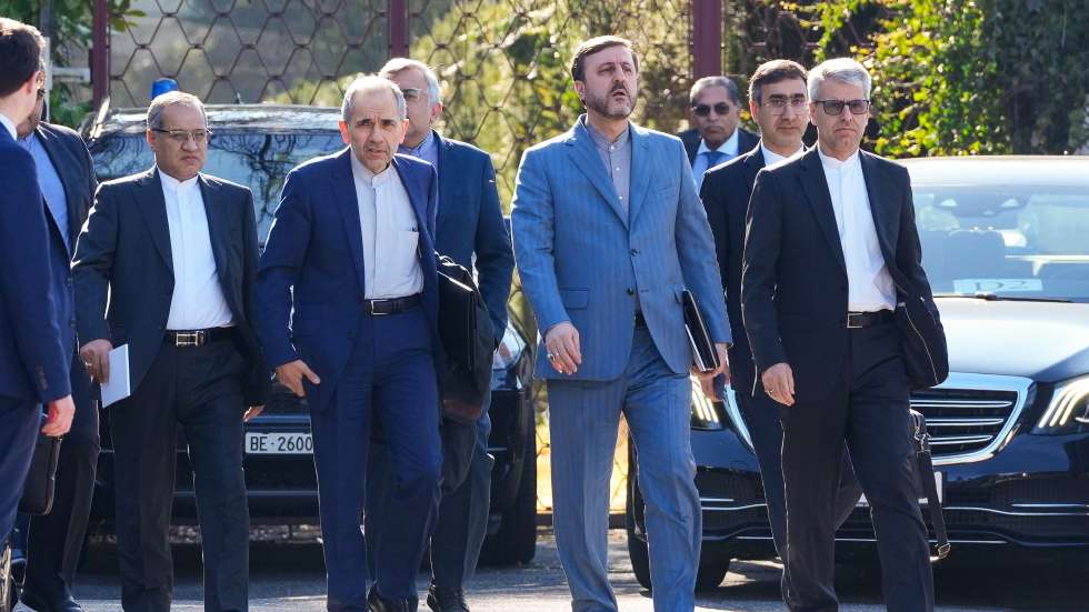 epa12778379 A handout photo made available by the Iranian Foreign Ministry shows members of the Iranian delegation as US-Iran nuclear talks resume in Geneva, Switzerland, 26 February 2026.  EPA/IRANIAN FOREIGN MINISTRY HANDOUT HANDOUT EDITORIAL USE ONLY/NO SALES