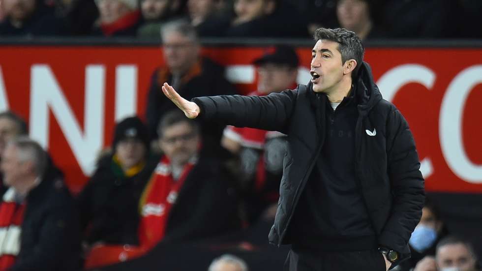 epa09664960 Wolverhampton's manager Bruno Lage reacts during the English Premier League match between Manchester United and Wolverhampton Wanderers in Manchester, Britain, 03 January 2022.  EPA/PETER POWELL EDITORIAL USE ONLY. No use with unauthorized audio, video, data, fixture lists, club/league logos or 'live' services. Online in-match use limited to 120 images, no video emulation. No use in betting, games or single club/league/player publications