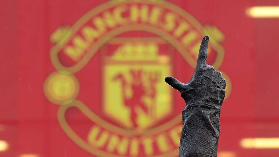 Propostas para compra do Manchester United à família Glazer terão de ser formalizadas até ao final da semana. Sir Jim Ratcliffe é outros dos interessados