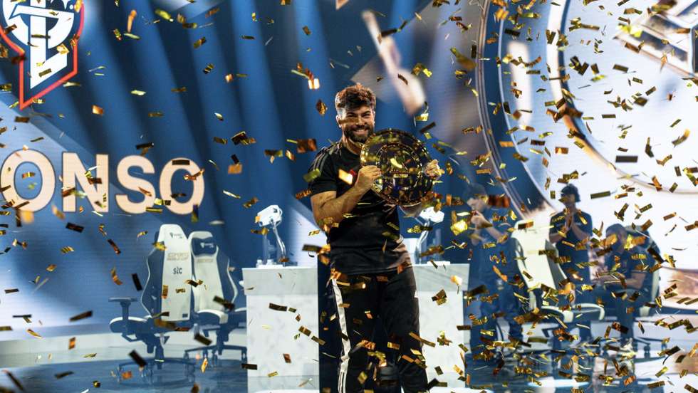 João "Jafonso" Vasconcelos, campeão mundial de FC na Esports World Cup