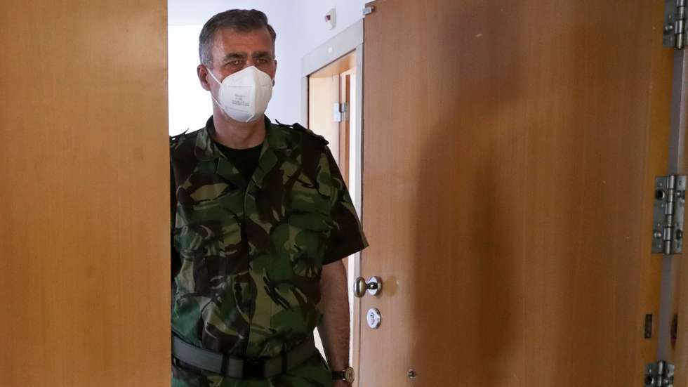 O vice-almirante e coordenador da task-force para a vacinação, Gouveia e Melo, na sala de operações da sede em Carcavelos, Oeiras, 02 de setembro de 2021. (ACOMPANHA TEXTO DA LUSA DE 04 SETEMBRO 2021). TIAGO PETINGA/LUSA