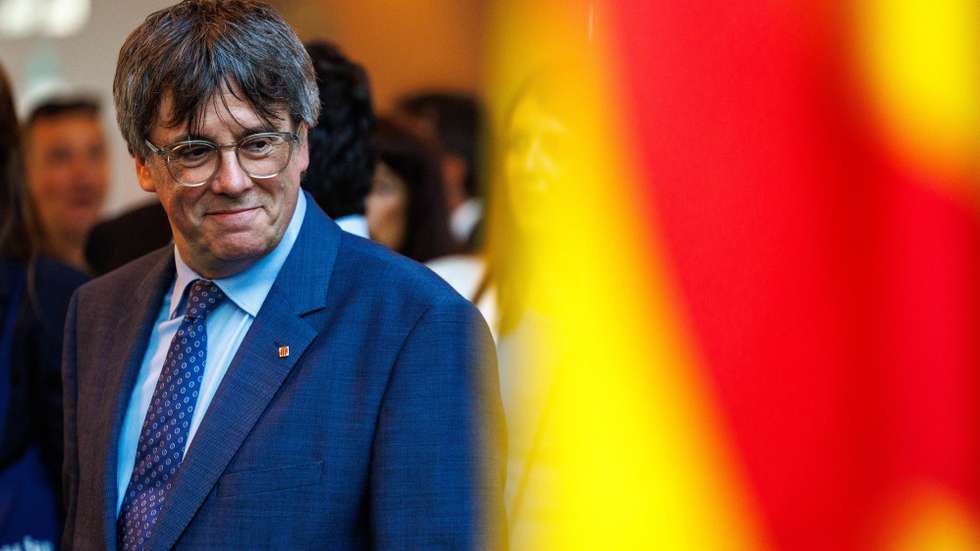 epa10842440 Catalan leader Carles Puigdemont attends an exhibition on 'Catalonia's contributions to the European Social and Political Progress' at the EU Parliament in Brussels, Belgium, 05 September 2023.  EPA/OLIVIER MATTHYS