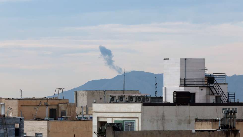 epaselect epa12858158 Smoke rises after an air strike in eastern Tehran, Iran, 29 March 2026. A joint Israeli and US military operation continues to target multiple locations across Iran since the early hours of 28 February 2026.  EPA/ABEDIN TAHERKENAREH