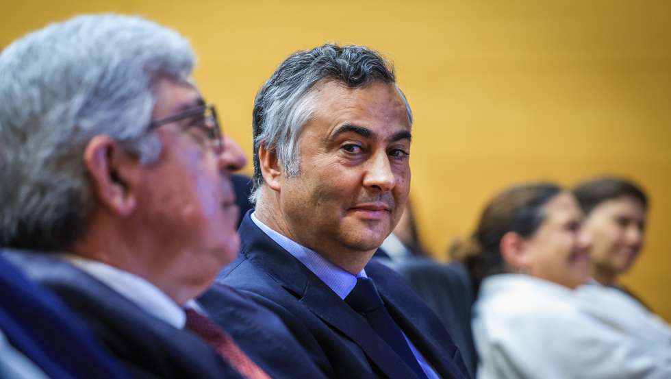 O ministro da Educação, Ciência e Inovação, Fernando Alexandre, durante a sessão comemorativa do 10.º aniversário do i3S - Instituto de Investigação e Inovação em Saúde da Universidade do Porto, no Porto, 19 de maio de 2026. JOSÉ COELHO/LUSA