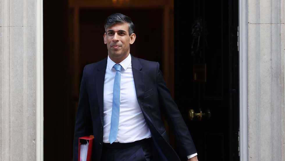 epa11283960 British Prime Minister Rishi Sunak departs 10 Downing Street for Prime Ministers Questions at the Parliament in London, Britain, 17 April 2024.  EPA/ANDY RAIN
