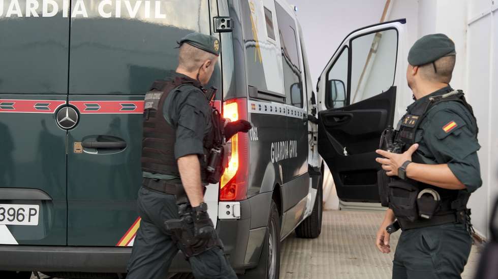 epa11615133 The Guardia Civil's van transporting Karim El Baqqali, the alleged perpetrator of the murder of two Civil Guards by ramming his boat into that of the agents, arrives at the headquarters of the Barbate courts in Cadiz province, southern Spain, 20 September 2024. Karim El Baqqali was transported from the Civil Guard Command from Cadiz city, where he has remained since his arrest. El Baqqali, accused of being the pilot of the drug boat that killed two Civil Guard agents in the port of Barbate on 09 February, was brought to justice on 20 September. On 09 February 2024 a gang of drug traffickers allegedly murdered two Guardia Civil officers and seriously injured two others in the port of Barbate (Cadiz). According to video footage, the drug traffickersâ€™ speedboat attacked the Guardia Civil's inflatable patrol vessel by ramming it.  EPA/Roman Rios