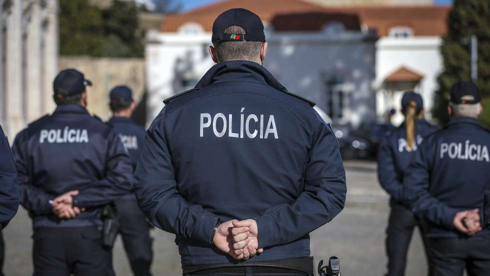 O organismo que fiscaliza a atividade das polícias