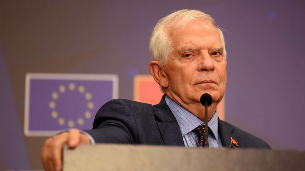 epa10070711 EU High Representative Josep Borrell attends a press conference with Montenegro&#039;s Prime Minister Dritan Abazovic and the EU Commissioner for Neighbourhood and Enlargement Oliver Varhelyi in Podgorica, Montenegro, 14 July 2022. High Representative Borrell and Commissioner Varhelyi visited Montenegro to attend the 11th Montenegro - EU Stabilisation and Association Council, the first one to be held outside of Brussels.  EPA/BORIS PEJOVIC