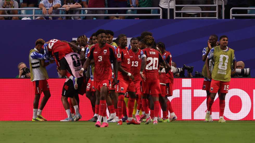 epa13055349 Players of Cape Verde celebrate the 2-2 goal during the FIFA World Cup 2026 group stage match Uruguay against Cape Verde, in Miami, Florida, USA, 21 June 2026.  EPA/CRISTOBAL HERRERA-ULASHKEVICH