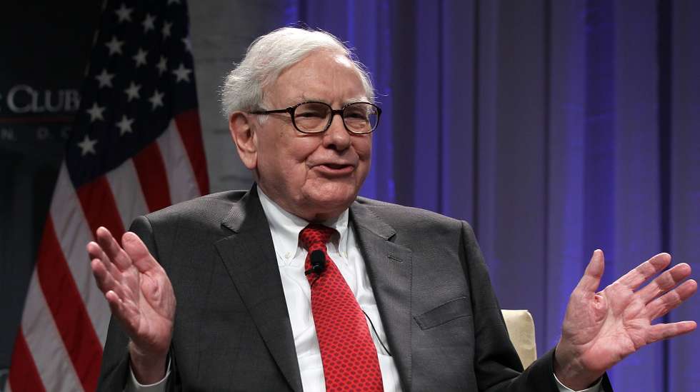 “O Greg dirige a empresa; o Howard protegerá a sua cultura e os seus valores”, escreveu Warren Buffett