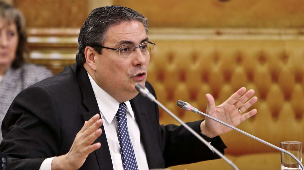 "O equilíbrio nos vai permitir ultrapassar também este contexto [de impacto económico gerado pela guerra]", disse Amorim
