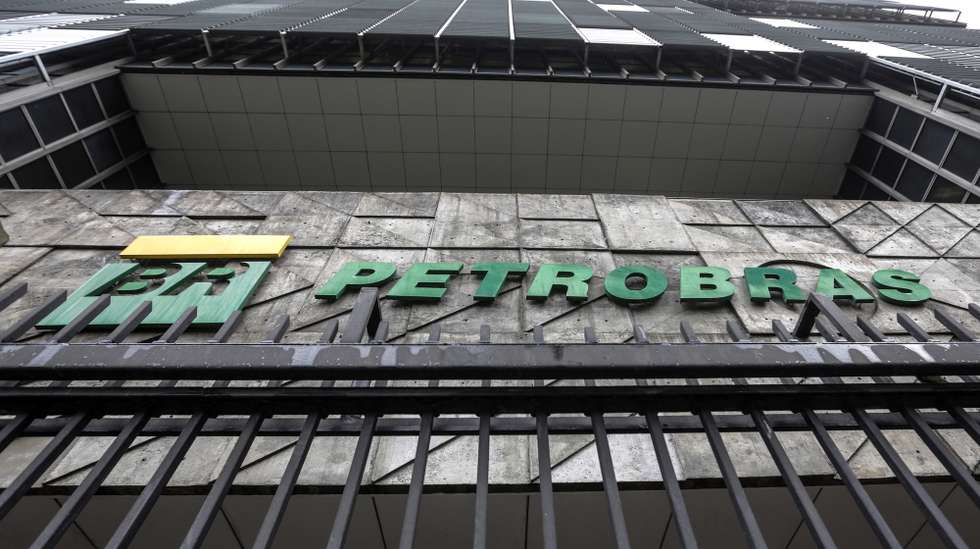 epa09030273 General view of the Petrobras headquarters in Rio de Janeiro, Brazil, 22 February 2021. The Brazilian president has opened a new crisis in Petrobras by announcing a retired Army general as the new president of the state oil company, which sank in the stock market, and raised doubts about his commitment to economic liberalism.  EPA/Antonio Lacerda