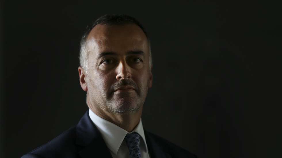 Presidente do infarmed, Helder Dias Mota Filipe, em entrevista á Agencia Lusa, 11 novembro 2015, na sede do Infarmed, em Lisboa. ( ACOMPANHA TEXTO 13 NOVEMBRO 2015).  ANDRÉ KOSTERS/LUSA