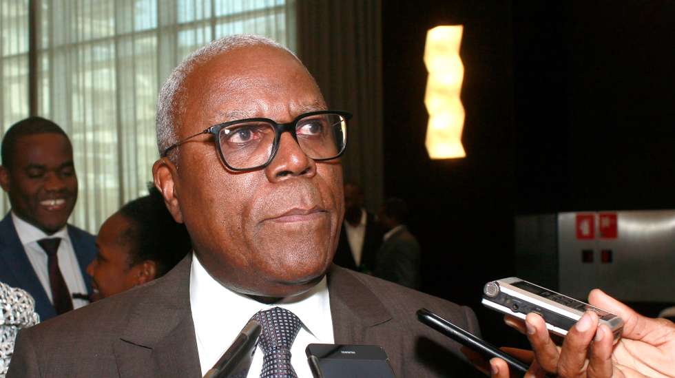 O  presidente do conselho de administração da petrolífera, Sebastião Gaspar Martins, diz que os ativos a privatizar têm sido avaliados no âmbito do programa de regeneração da empresa com vista a centrá-la apenas no seu objeto social, Luanda, Angola, 20 de setembro de 2019. A alienação de mais de 60 ativos da petrolífera angolana Sonangol, dos setores das finanças, telecomunicações, imobiliário, indústria, entre outros, vai tornar a empresa "financeiramente mais robusta", assegurou hoje a administração da empresa. AMPE ROGÉRIO / LUSA