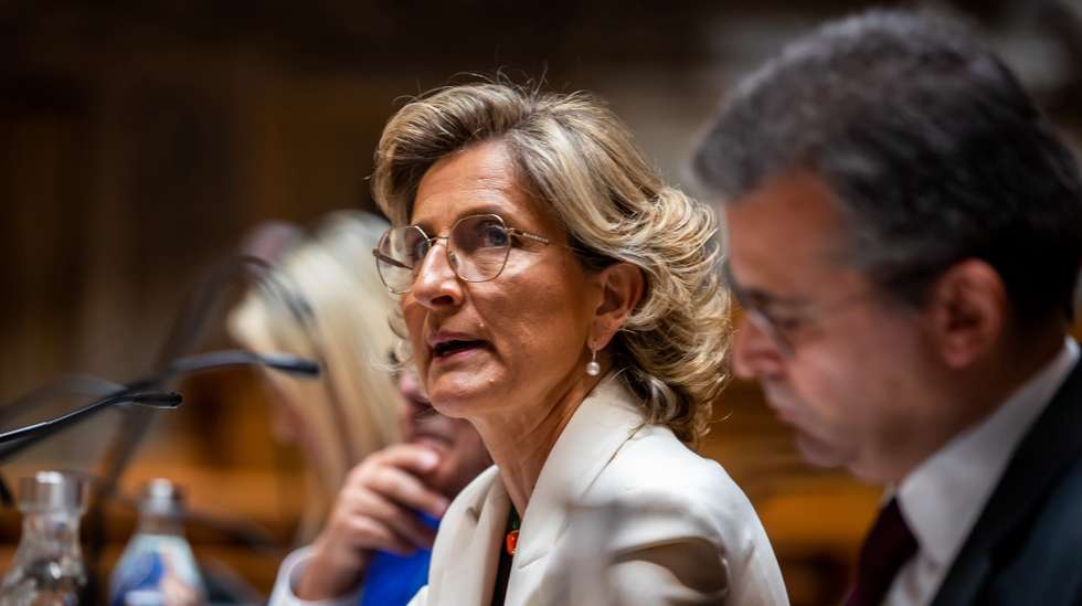 A ministra da Coesão Territorial, Ana Abrunhosa, durante a sua audição na comissão de Orçamento e Finanças, na Assembleia da República em Lisboa, 5 de maio de 2022. JOSÉ SENA GOULÃOLUSA