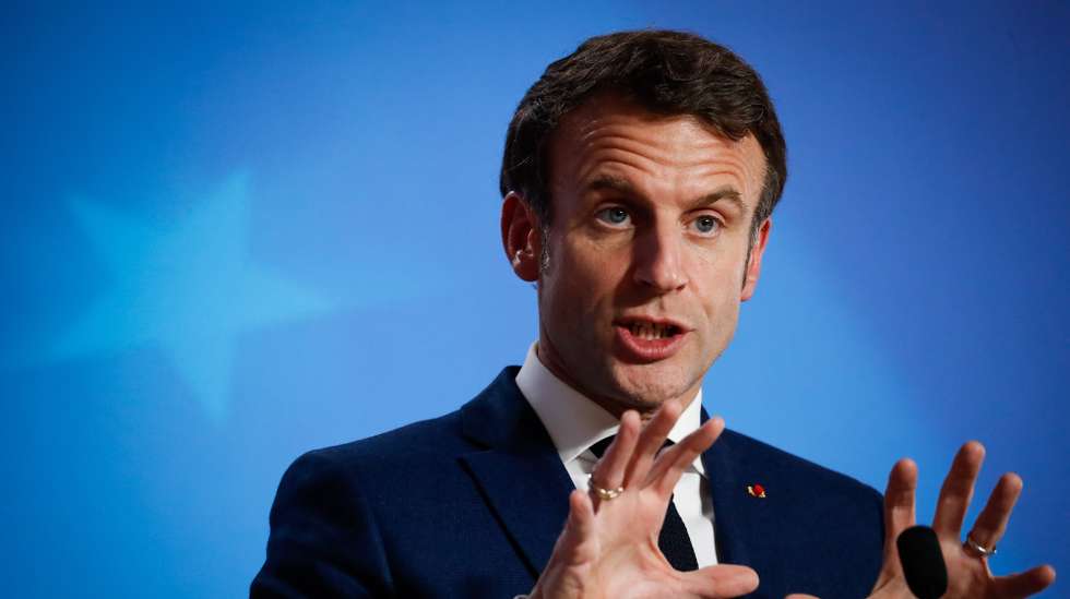 epa10367818 French President Emmanuel Macron gives a press conference at the end of an EU Summit in Brussels, Belgium, 15 December 2022. European leaders discussed Russia's war against Ukraine, energy and economy, security and defence, the EUâ€™s southern neighbourhood and external relations.  EPA/STEPHANIE LECOCQ