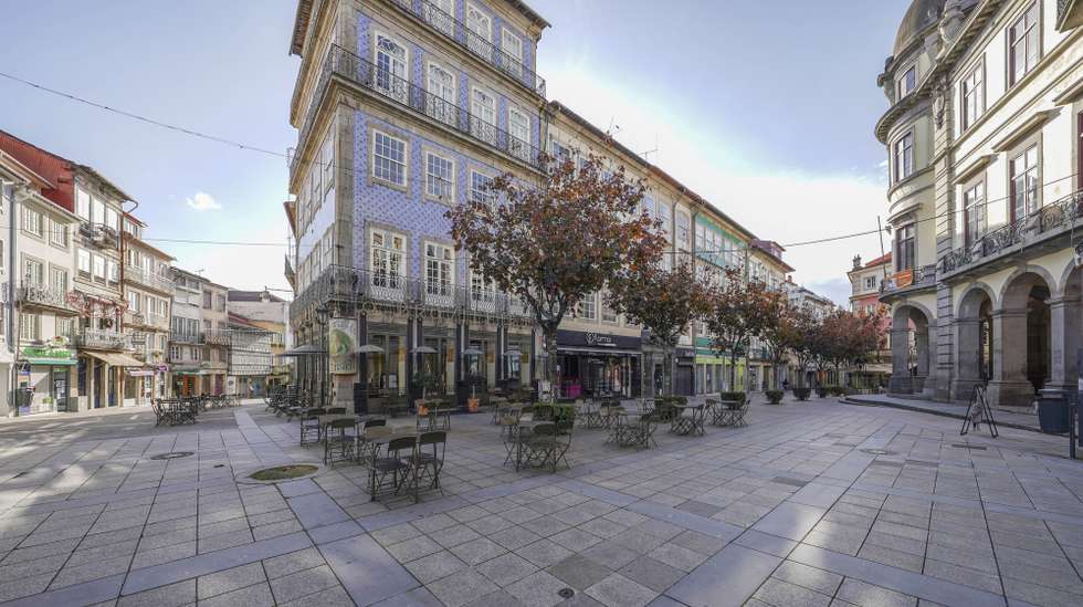 Braga, com 70% dos residentes, lidera o ranking das 10 cidades europeias em que os habitantes mais usam o carro num dia normal