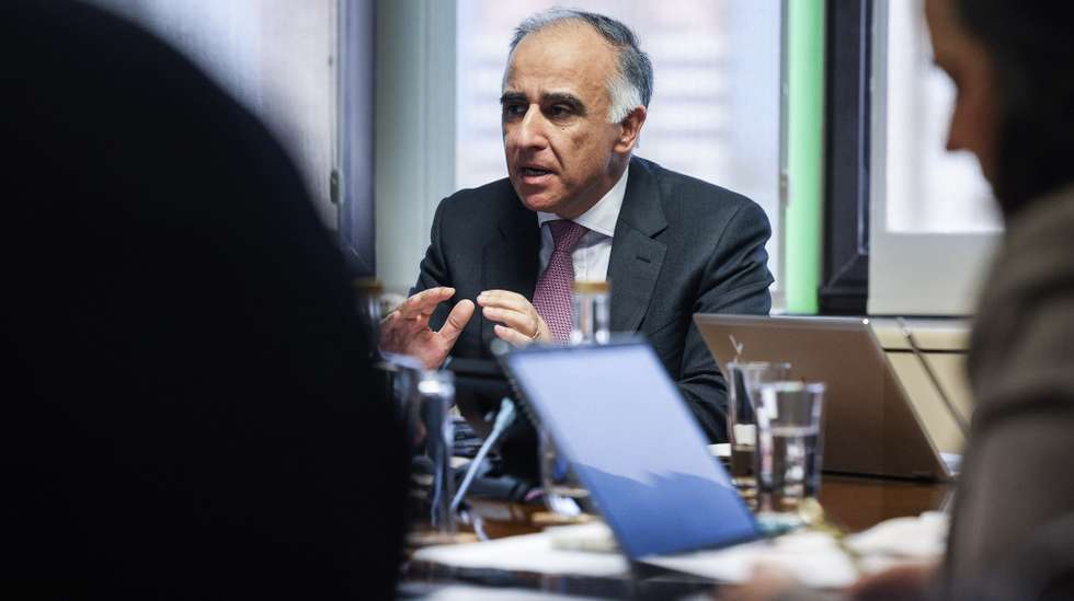 O presidente da Comissão do Mercado de Valores Mobiliários (CMVM), Luís Laginha de Sousa, intervém na apresentação dos objetivos definidos para a atuação da CMVM em 2023, na sede em Lisboa, 15 de fevereiro de 2023. TIAGO PETINGA/LUSA