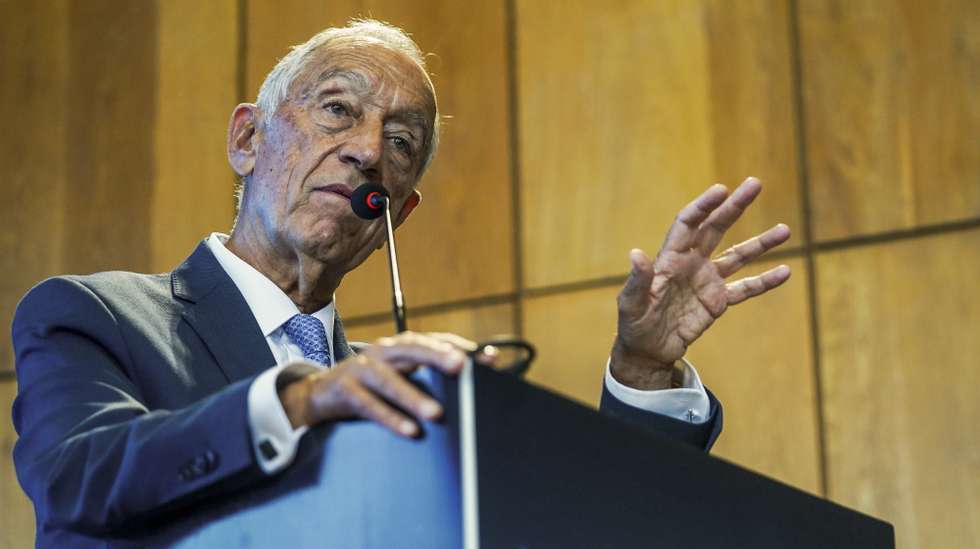 O Presidente da República, Marcelo Rebelo de Sousa, discursa na abertura da conferência “Estado da Arte – O Minho no Portugal de Amanhã", no âmbito das comemorações de aniversário da Associação Empresarial do Minho (AEMinho) a decorrer no Forte Santiago da Barra em Viana do Castelo, 26 de maio de 2023. HUGO DELGADO/LUSA