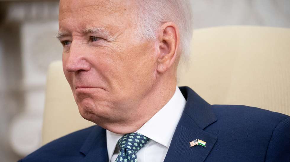 epa10706286 US President Joe Biden looks on during a meeting with India's Prime Minister in the Oval Office of the White House in Washington, DC, USA, 22 June 2023. Biden hosts Modi for a state visit, during which they will discuss a variety of issues ranging from security in the Indo-Pacific, technology partnership and climate change.  EPA/Stefani Reynolds / POOL