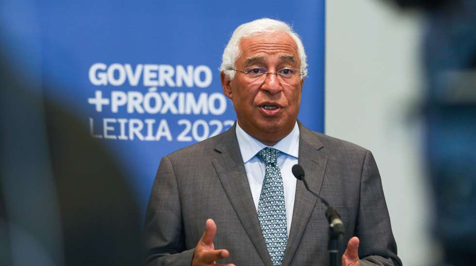 O primeiro-ministro, António Costa, intervém na iniciativa “Agendas Mobilizadoras - Parcerias que transformam a economia" no âmbito da iniciativa "Governo Mais Próximo" do Plano de Recuperação e Resiliência (PRR), em Leiria, 20 de setembro de 2023. PAULO CUNHA/LUSA