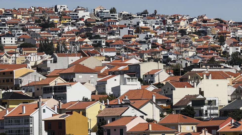 Prédios para habitação própria, arendar, vender ou alugar no distrito de Lisboa, 31 de agosto de 2023. MIGUEL A. LOPES/LUSA