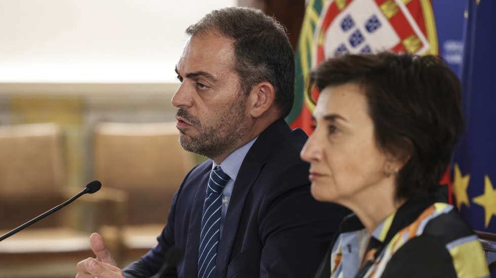 O ministro do Ambiente e da Ação Climática, Duarte Cordeiro, e a ministra da Agricultura e da Alimentação, Maria do Céu Antunes, apresentam as conclusões da 17ª Reunião da Comissão Permanente de Prevenção, Monitorização e Acompanhamento dos Efeitos da Seca, esta tarde no Ministério da Agricultura e Alimentação, Lisboa,13 de outubro de 2023. MIGUEL A. LOPES/LUSA