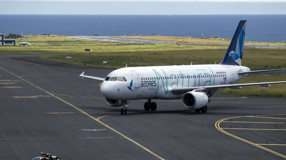 Açores suspende processos de privatização da Azores Airlines e de dois hotéis