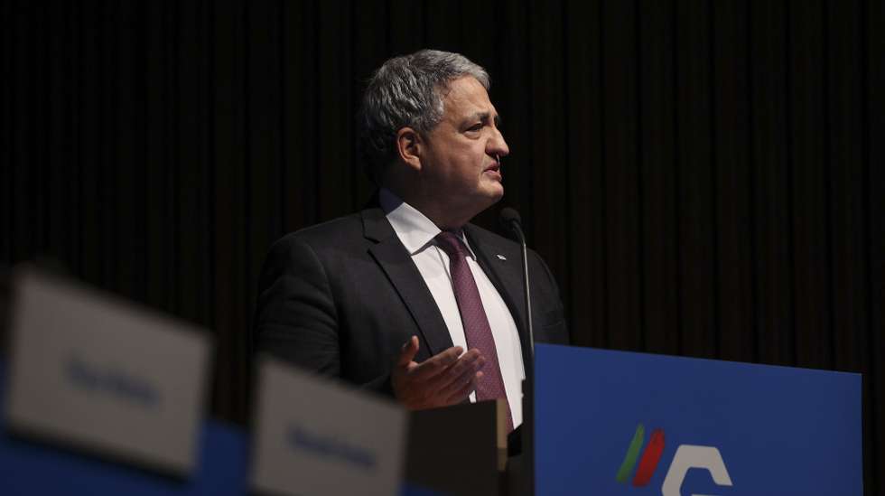 O diretor executivo da Caixa Geral de Depósitos, Paulo Macedo, intervém na apresentação de resultados do 3.º trimestre de 2023 da Caixa Geral de Depósitos, esta tarde na sede da mesma em Lisboa, 10 de novembro de 2023. MIGUEL A. LOPES / LUSA