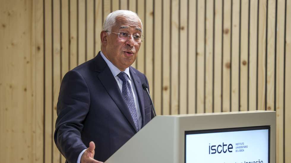 O primeiro-ministro, António Costa, intervém durante a inauguração do novo co "ISCTE – Conhecimento e Inovação", em Lisboa, 20 de novembro de 2023. MIGUEL A. LOPES/LUSA