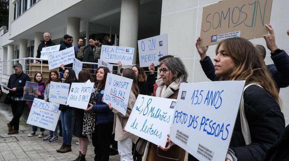 devido a “ações e pressões levadas a cabo pela atual Comissão Executiva do Global Media Group"