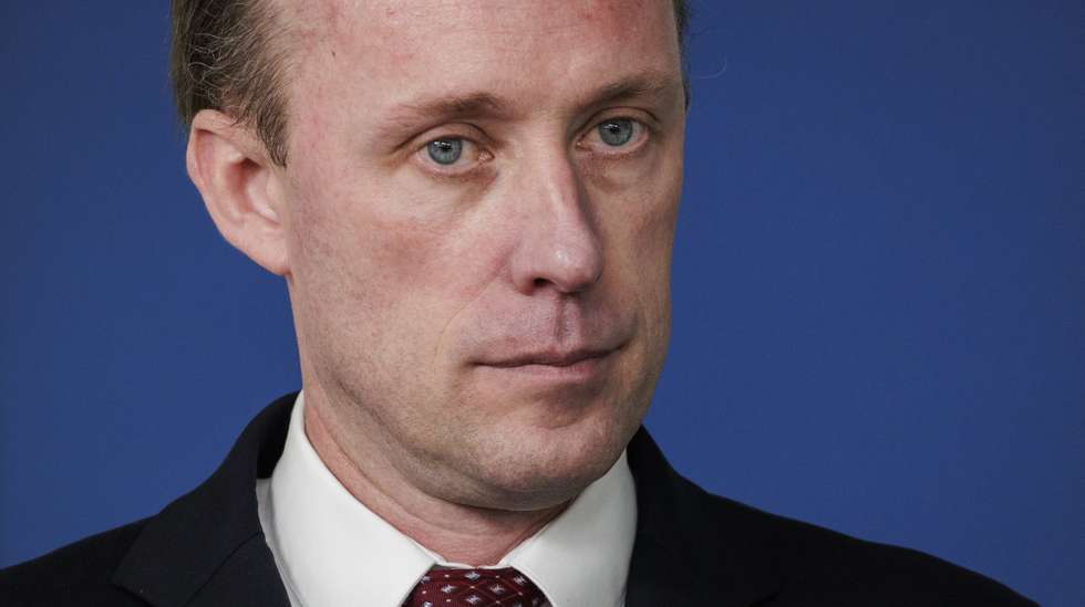 epa11011009 White House National Security Adviser Jake Sullivan speaks during the White House daily press briefing in the James S. Brady Briefing Room at the White House, Washington, DC, USA, 04 December 2023.  EPA/SAMUEL CORUM / POOL