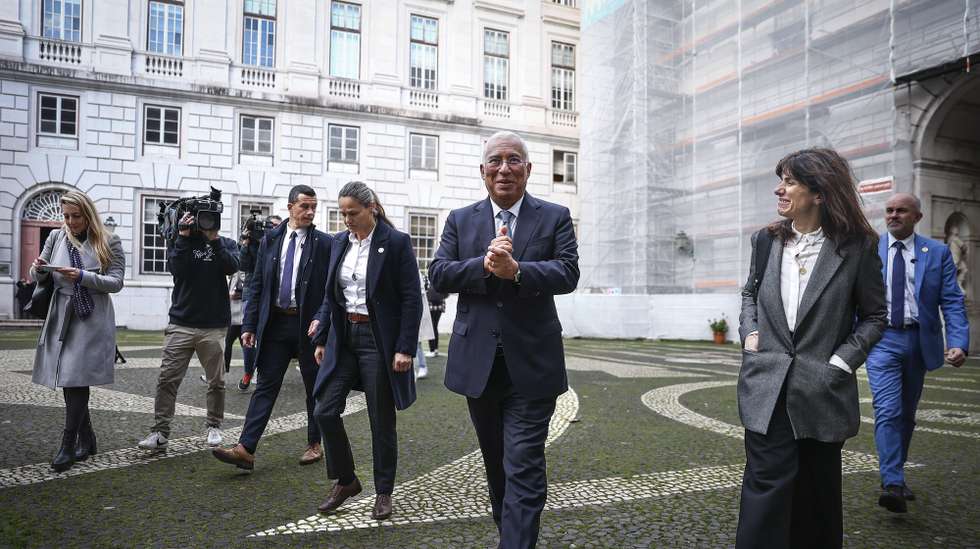 O primeiro-ministro, António Costa, à chegada para a cerimónia que assinala a entrada em funcionamento das novas empresas de gestão do Património Cultural: a Museus e Monumentos de Portugal, E.P.E. e o Património Cultural, I.P., Lisboa, 04 de janeiro de 2024. Nesta cerimónia são também apresentadas as primeiras aquisições, realizadas em 2023, pela recém-criada Comissão de Aquisição de Obras de Arte para os Museus e Palácios Nacionais. RODRIGO ANTUNES/LUSA