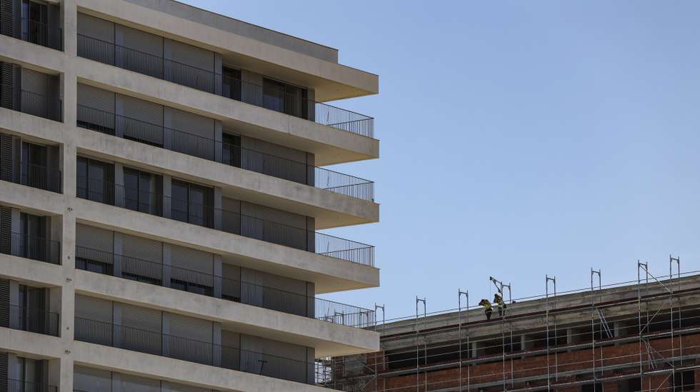 Prédio para habitação própria, arendar, vender ou alugar no distrito de Lisboa, 31 de agosto de 2023. MIGUEL A. LOPES/LUSA