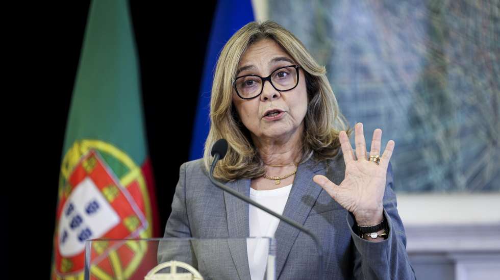 A ministra da Saúde, Ana Paula Martins, fala aos jornalistas após a reunião do Conselho de Ministros sobre o Plano de emergência e transformação na saúde, realizada na Residência Oficial, em São Bento, Lisboa, 29 de maio de 2024. FILIPE AMORIM/LUSAfilipe a