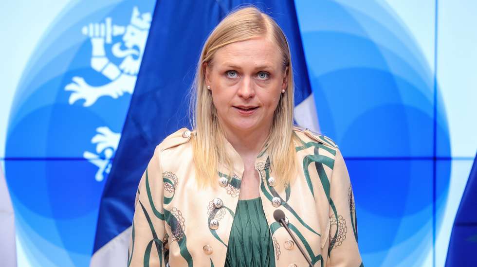 epa11219720 Finland's Foreign Minister Elina Valtonen speaks at a joint press conference with the Polish foreign minister in Helsinki, Finland, 14 March 2024. The Polish Foreign Minister is also scheduled to meet with the Finnish president.  EPA/Rafal Guz POLAND OUT