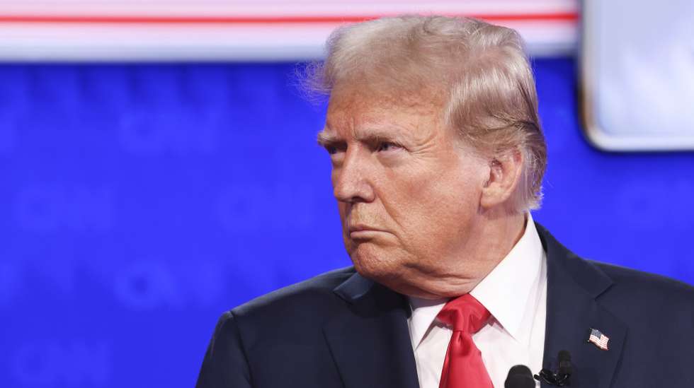 epa11442457 Former US President Donald J. Trump participates in the first 2024 presidential election debate at CNN Atlanta studios in Atlanta, Georgia, USA, 27 June 2024. The first 2024 presidential election debate is hosted by CNN.  EPA/MICHAEL REYNOLDS
