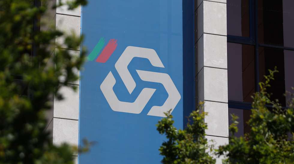 Logotipo da Caixa Geral de Depósitos no edificio em Lisboa, 01 de julho de 2024. TIAGO PETINGA/LUSA