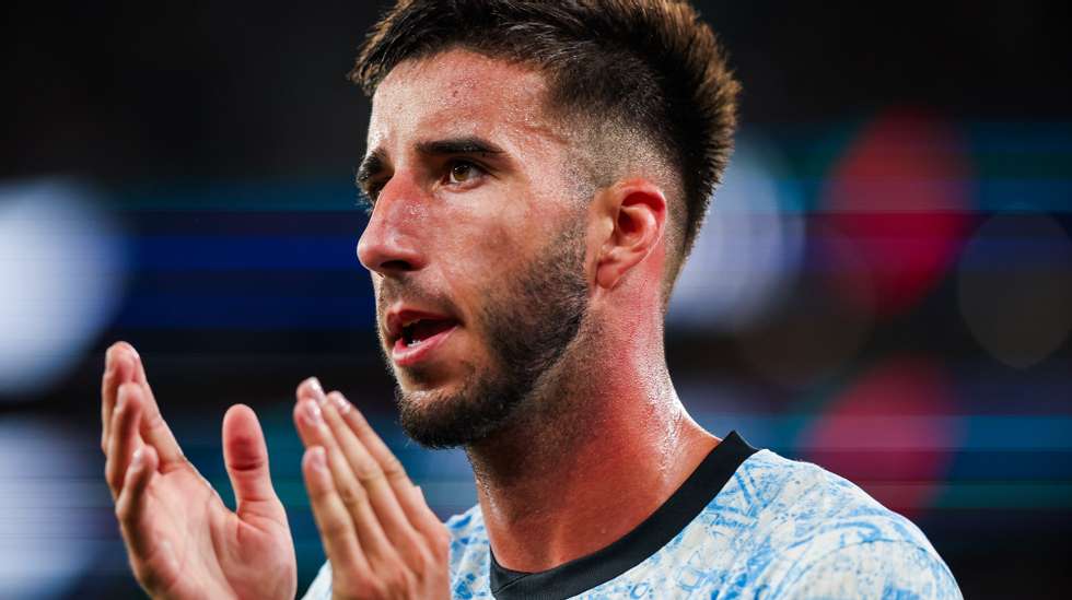 Portugal player Goncalo Inacio is subbed off during their UEFA Nations League Group A match against Croatia, held at Luz Stadium, in Lisbon, Portugal, 05 September 2024. JOSE SENA GOULAO/LUSA