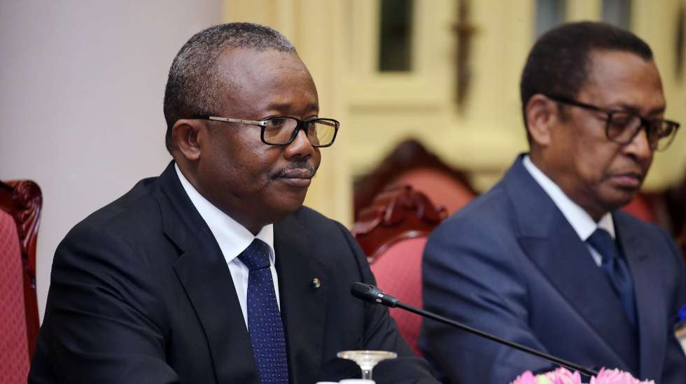 epa11589041 Guinea-Bissau's President Umaro Sissoco Embalo (L) attends a meeting with his Vietnamese counterpart at the Presidential Palace in Hanoi, Vietnam, 06 September 2024. Embalo is on an official visit to Vietnam from 05 to 08 September 2024.  EPA/LUONG THAI LINH
