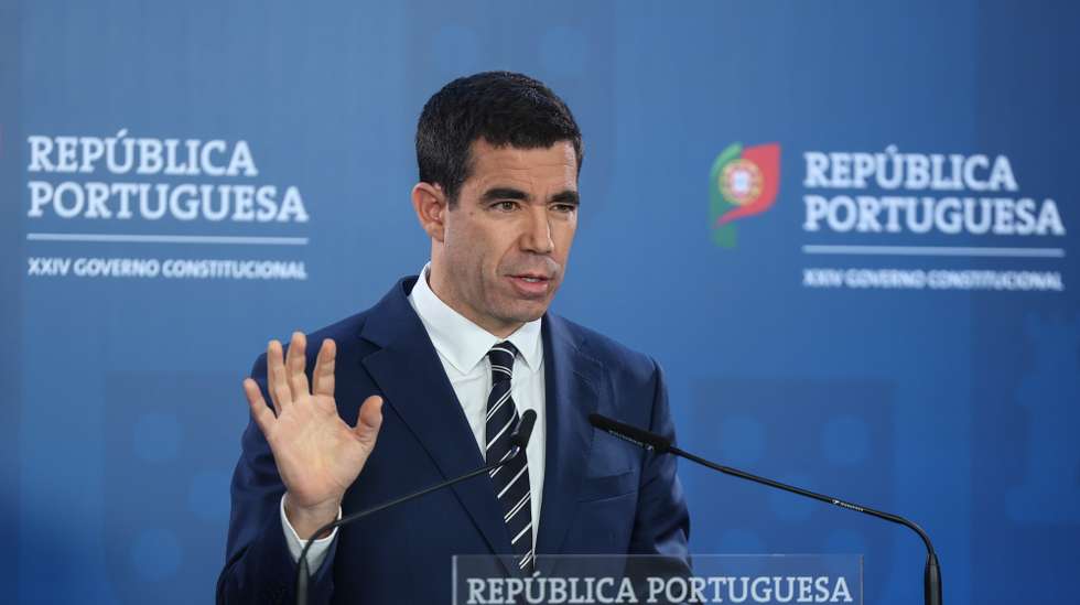 O ministro da Presidência, António Leitão Amaro, durante o briefing no final da reunião do Conselho de Ministros, no Campus XXI, em Lisboa, 14 de novembro de 2024. ANTÓNIO COTRIM/LUSA