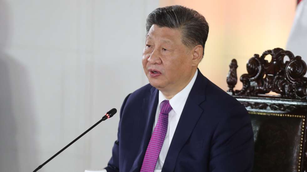 epa11721884 Chinese President Xi Jinping speaks during an inauguration event for the Chancay mega-port at the Government Palace in Lima, Peru, 14 November 2024. Peruvian President Dina Boluarte and her Chinese counterpart Xi Jinping remotely inaugurated the Chancay mega-port, located some 70 kilometers from Lima, aiming to become a commercial bridge linking China with Latin America.  EPA/Paolo Aguilar