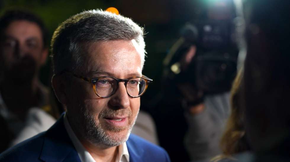 Carlos Moedas à chegada ao 42.º Congresso Nacional do PSD realizado em Braga, 19 de Outubro 2024. HUGO DELGADO/LUSA