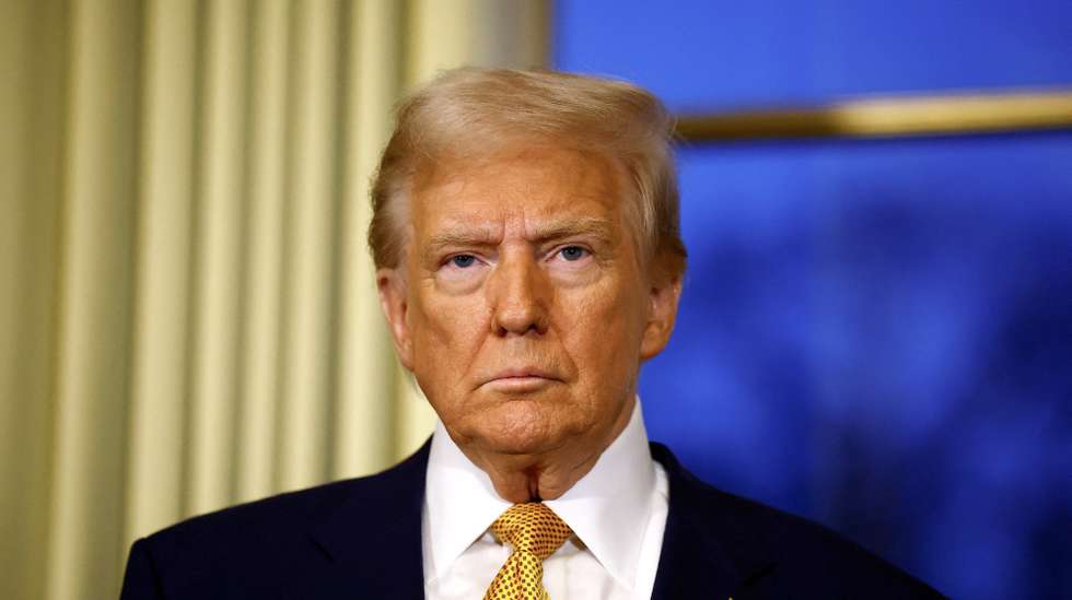 epa11762858 US President-elect Donald Trump attends a meeting with French President Emmanuel Macron (not pictured) at the Elysee Palace, as part of ceremonies marking the reopening of the Notre Dame de Paris cathedral, in Paris, France, 07 December 2024. The Notre Dame de Paris Cathedral reopens on 07 December after nearly six years of renovation work following its destruction by a fire on 15 April 2019.  EPA/SARAH MEYSSONNIER / POOL  MAXPPP OUT