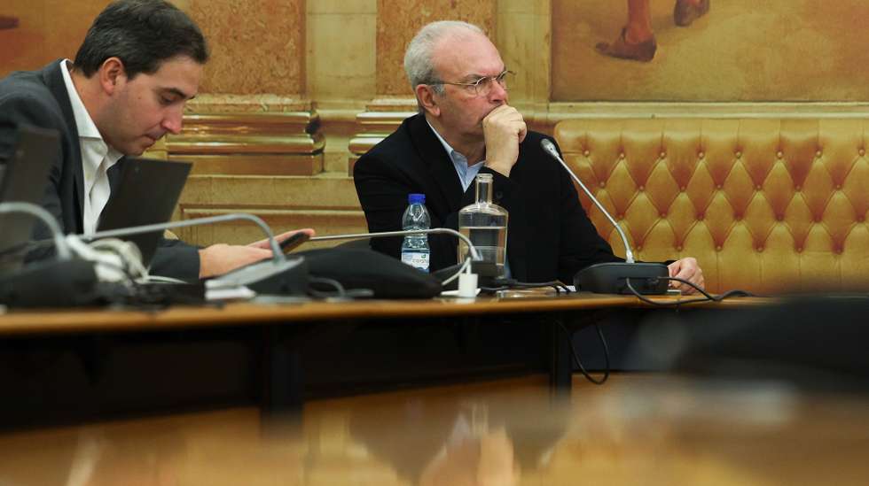 O presidente do Conselho de Administração do Grupo Trust in News, Luis Delgado, durante a Comissão de Cultura, Comunicação, Juventude e Desporto, sobre a situação em que se encontra o Grupo, na Assembleia da República em Lisboa, 18 de dezembro de 2024. TIAGO PETINGA/LUSA