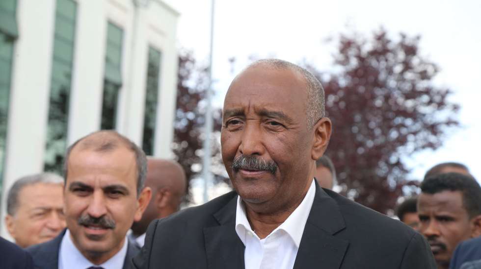 epa11317823 Sudanese President of the Transitional Sovereign Council Abdel-Fattah Al-Burhan Abdelrahman Al-Burhan (C) attends the funeral ceremony oh his son Mohamed Abdel Fattah al-Burhan, in Ankara, Turkey, 04 May 2024. Mohamed Abdel Fattah al-Burhan died on 03 May after he was injured when he hit a vehicle with his motorcycle in Turkey.  EPA/NECATI SAVAS