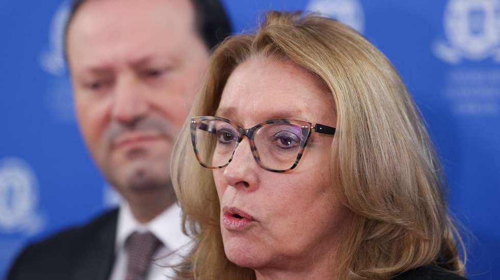 A ministra do Trabalho, Solidariedade e Segurança Social, Maria do Rosário Palma Ramalho, fala à imprensa após a reunião plenária da Comissão Permanente de Concertação Social (CPCS) em Lisboa, 04 de fevereiro de 2025. TIAGO PETINGA/LUSA