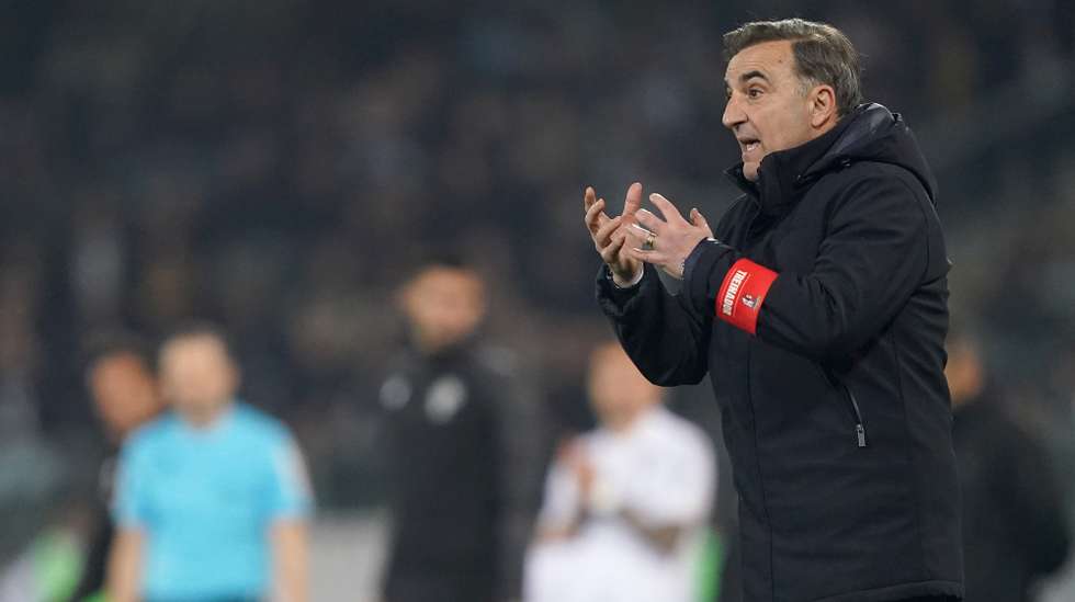 Carlos Carvalhal treinador do SC Braga durante o jogo com o Vitória de Guimarães a contar para a Primeira Liga de Futebol realizado no Estádio D. Afonso Henriques em Guimarães, 16 de fevereiro de 2025. HUGO DELGADO/LUSA